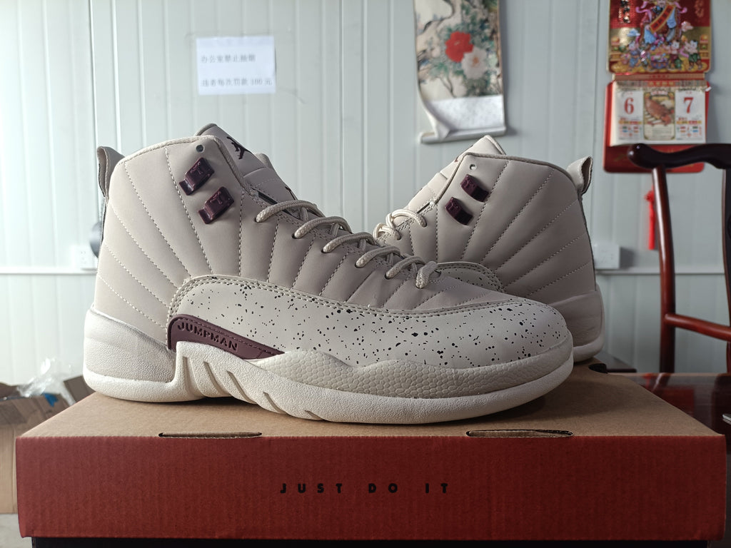 (WMNS) Air Jordan 12 Retro 'Egg Nog / Light Orewood Brown'