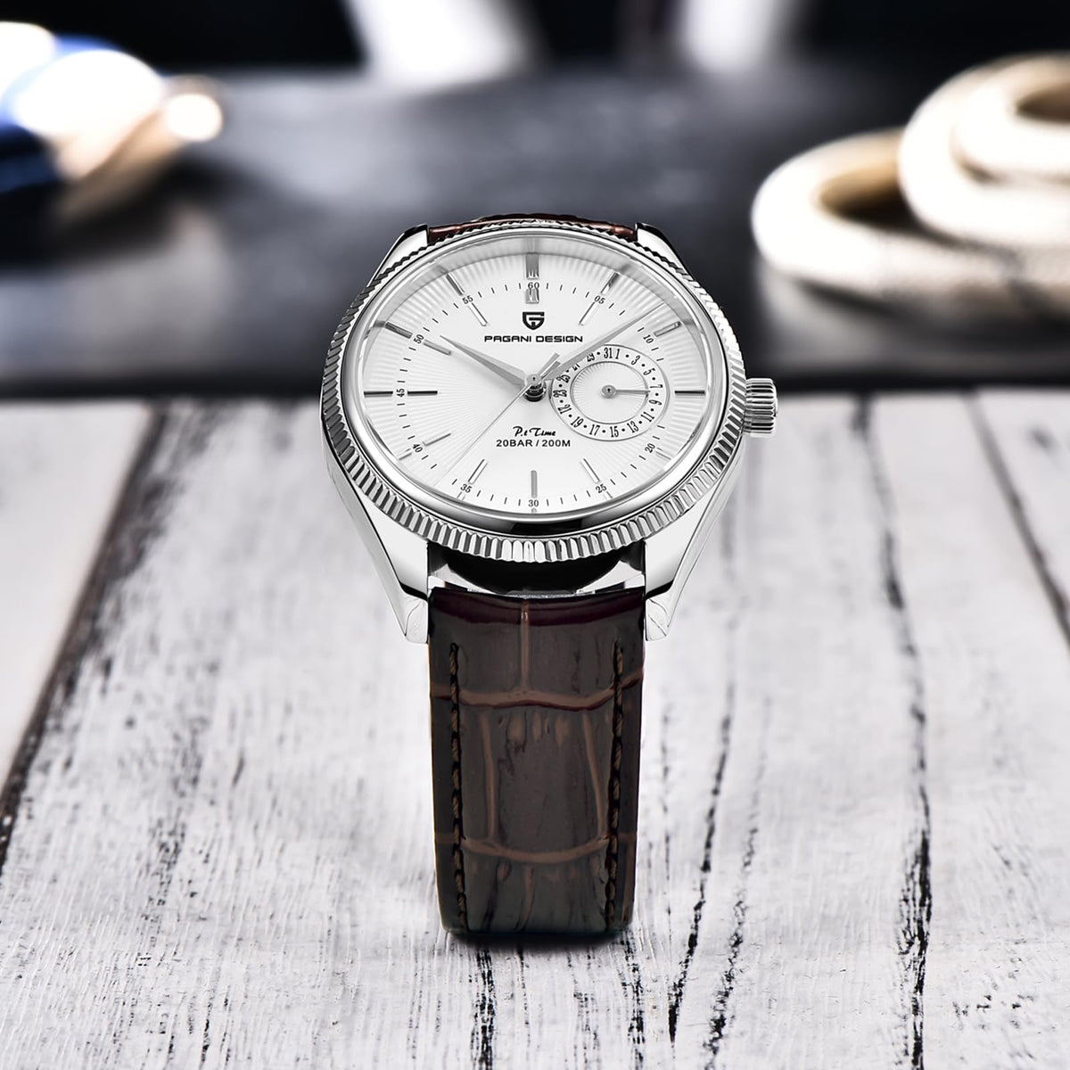 40mm Stainless Steel Quartz Wristwatch with Date Display R83813