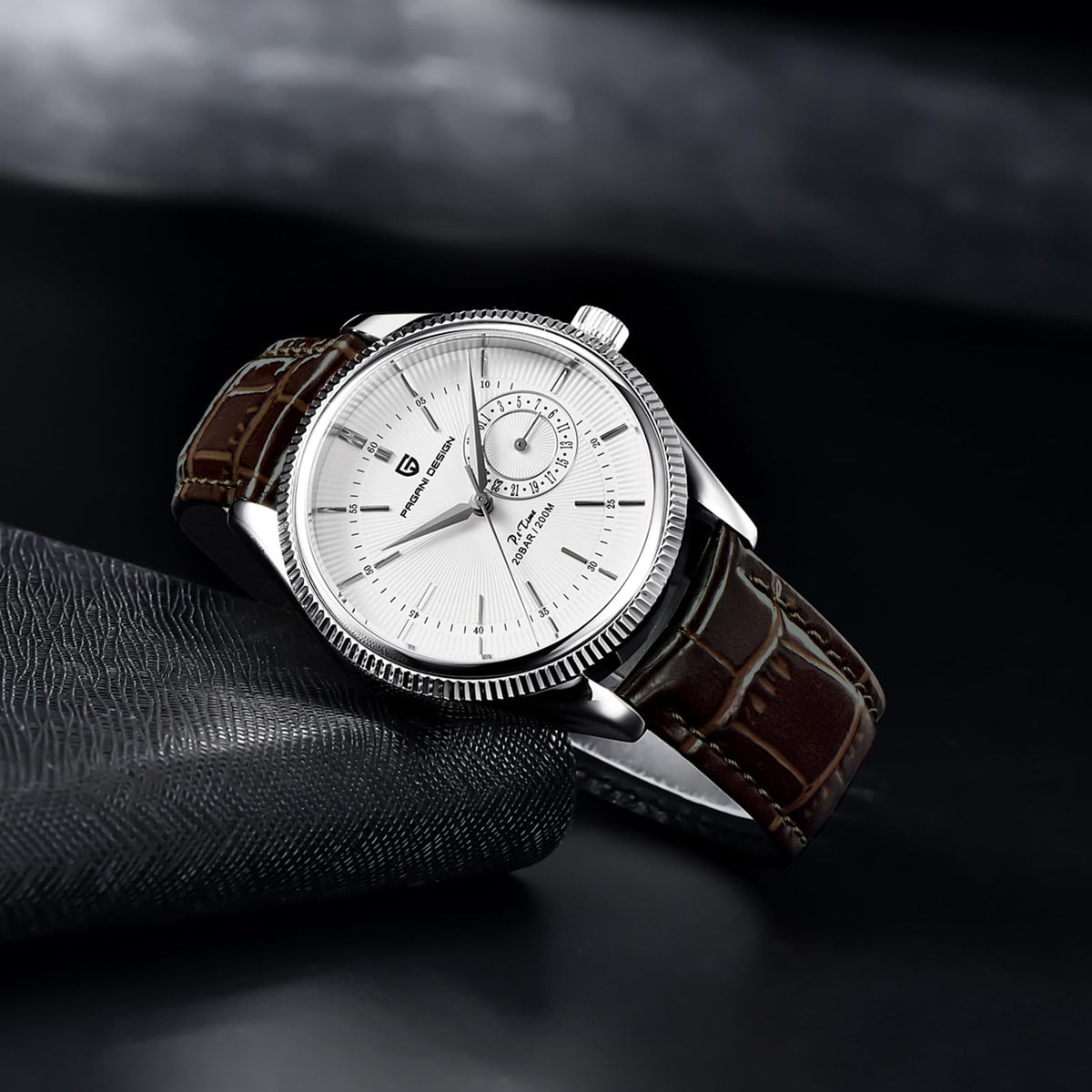 40mm Stainless Steel Quartz Wristwatch with Date Display R83813